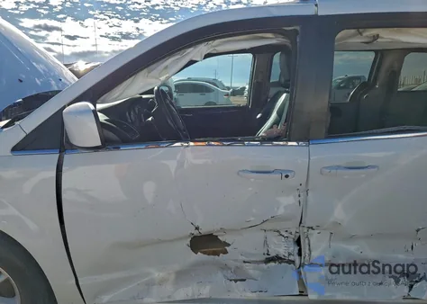 2018 Dodge Grand Caravan Sxt z USA, uszkodzony, nr VIN 2C4RDGCG8JR241549